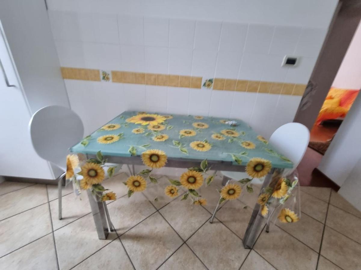 La Casa Dei Girasoli เจนัว ภายนอก รูปภาพ